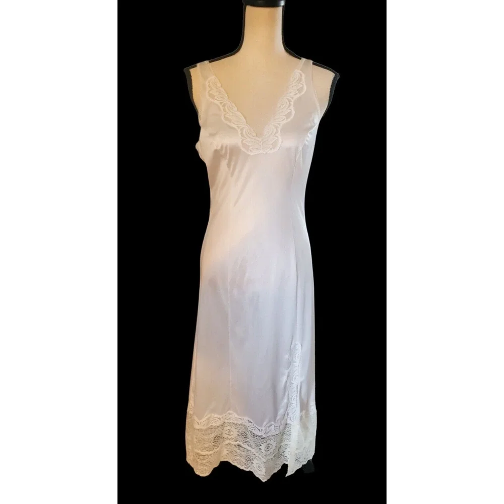 Vintage Van Raalte Ivory Cream Nylon & Lace Long Nightgown Sz S